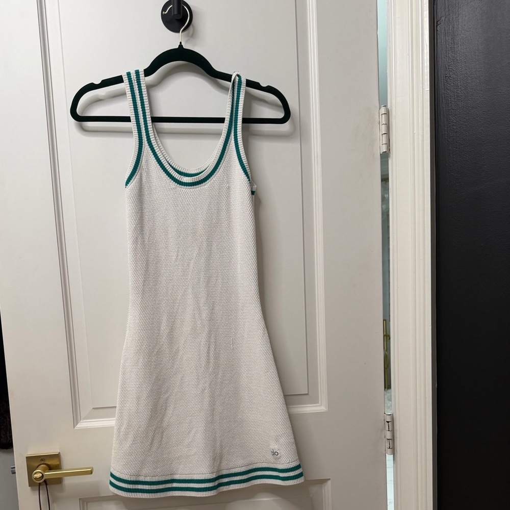 Alo White Knit Top with Teal Stripe Trim Small